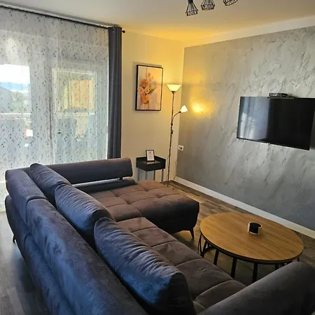 Daria Apartment *